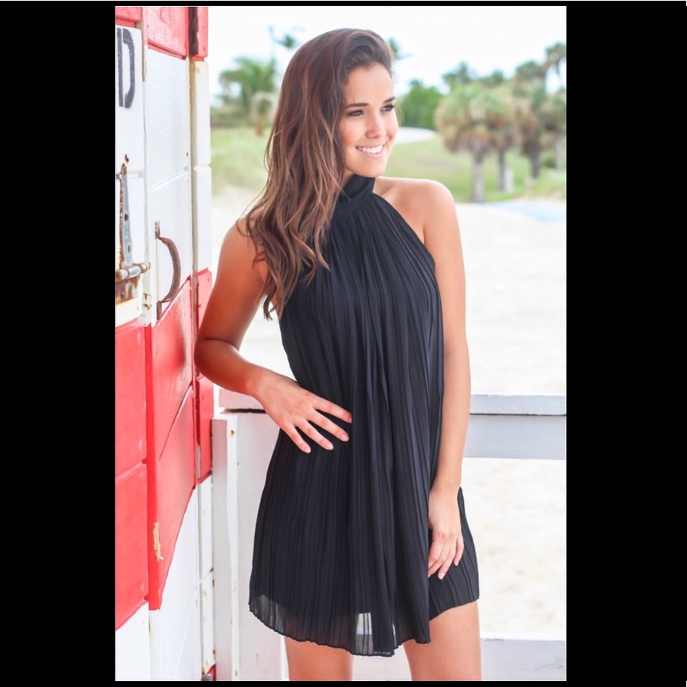 Black High Neck Pleated Dress